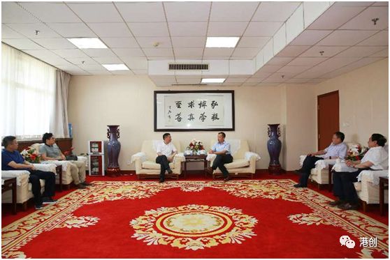 集團(tuán)董事長、總裁劉裕前往濟(jì)南大學(xué)進(jìn)行工作訪問