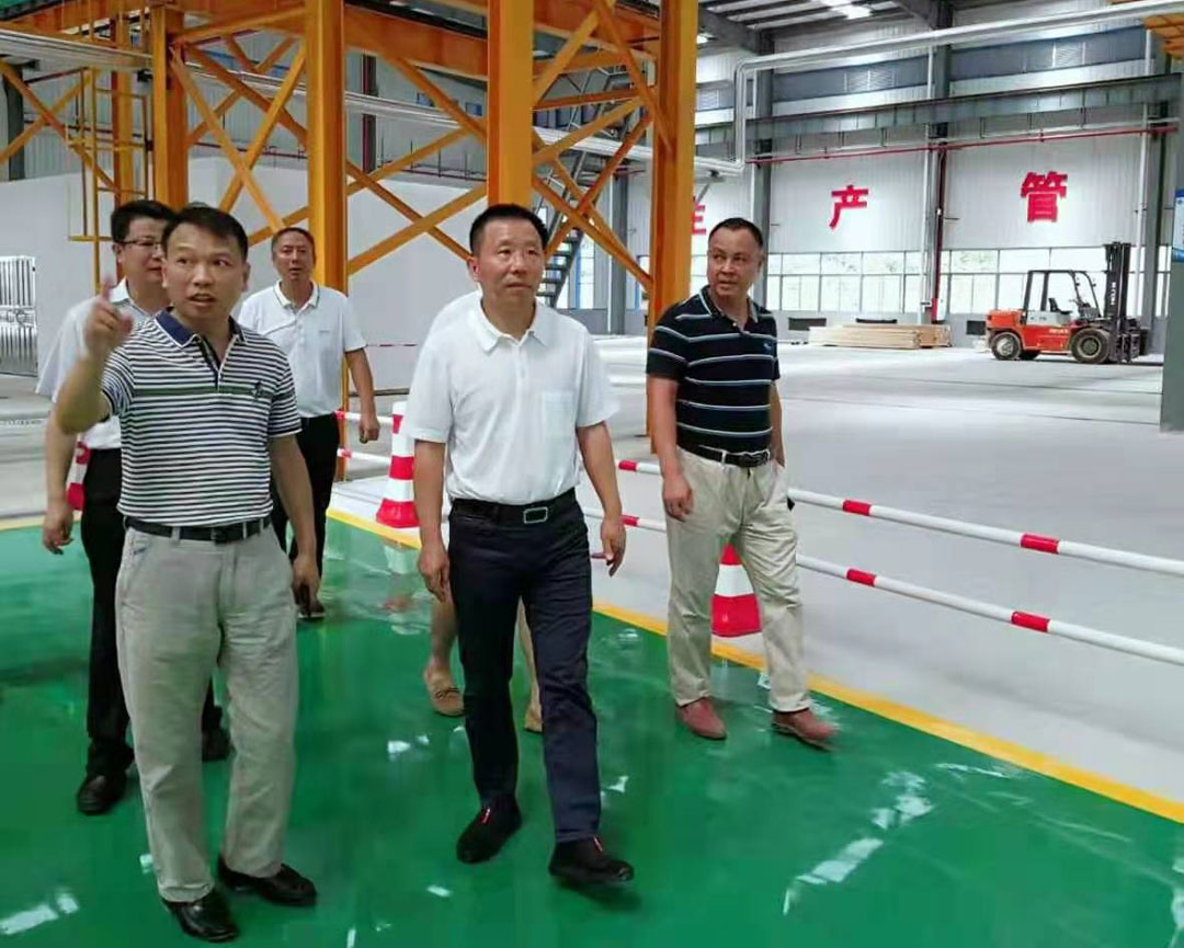 集團(tuán)董事長、總裁劉裕蒞臨東莞創(chuàng)杰建材等公司視察調(diào)研