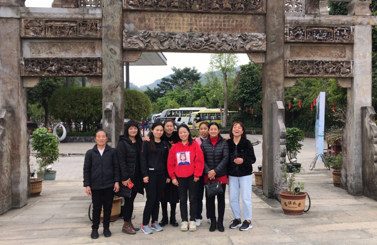 三八婦女節(jié)，踏青尋春意