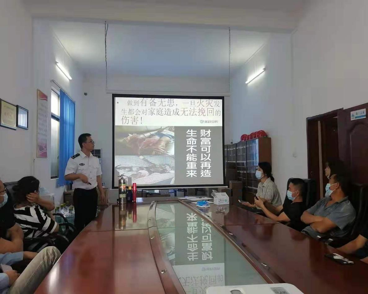 生命不能重來，財富可以再造——湛江港創(chuàng)公司開展消防安全知識培訓(xùn)和現(xiàn)場演練活動